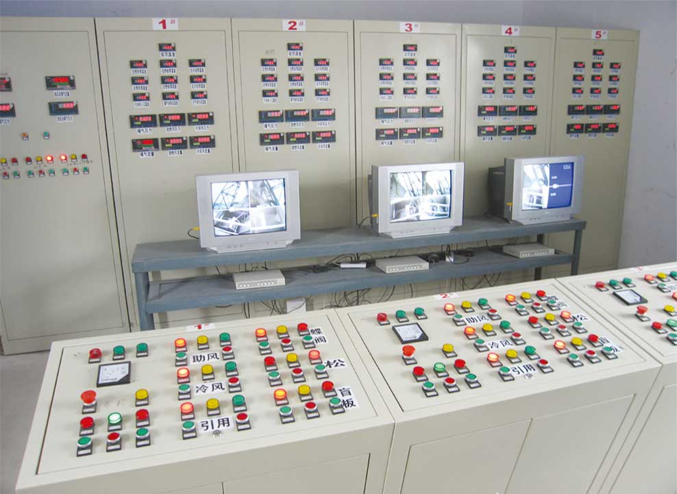 石灰窯高效空氣、煤氣預(yù)熱器及控制室1